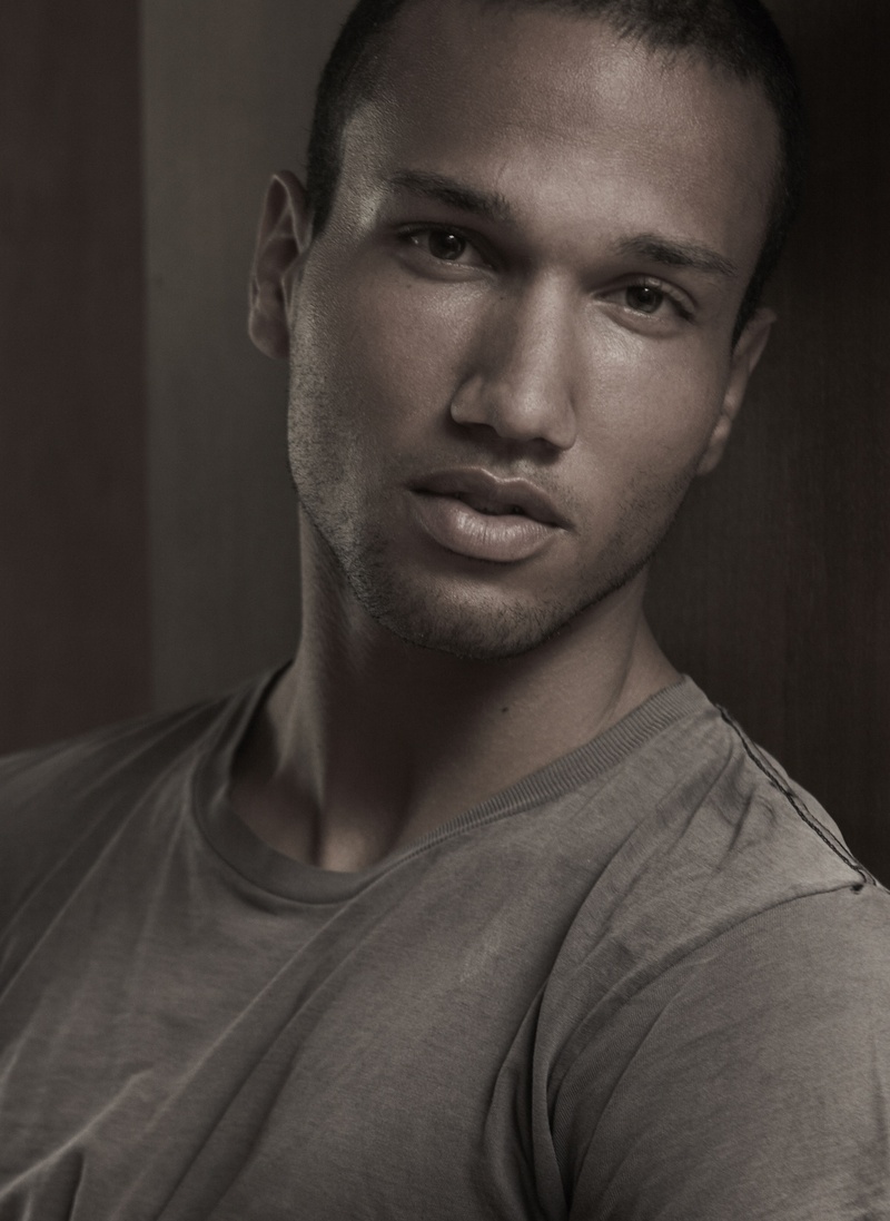 Male model photo shoot of Cedrick Kern