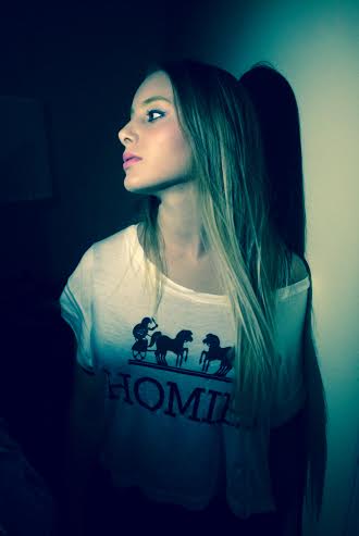 Female model photo shoot of Romi C