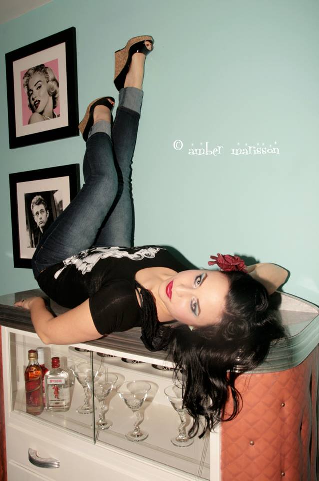 Female model photo shoot of Cindy-Loo by AMBER MARISSON