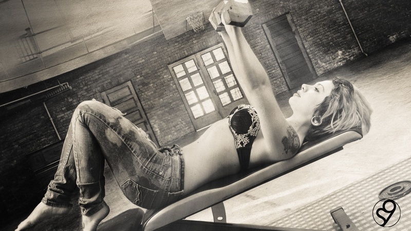 Female model photo shoot of Rheanna Lease by Shawn Michael Roberts