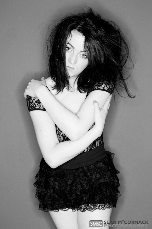 Female model photo shoot of Lisanne Jacob