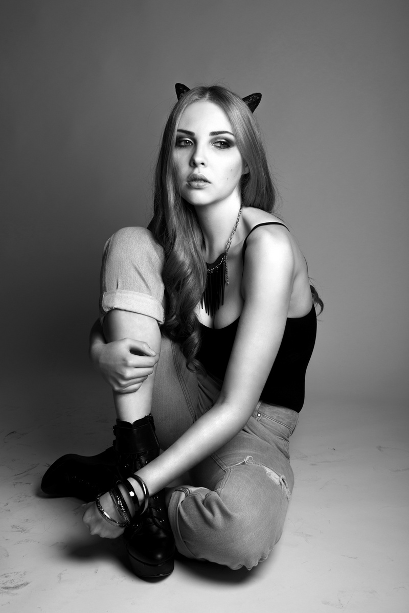 Female model photo shoot of Keira Brigham in Luminosity Studios