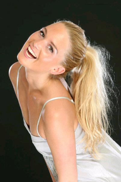 Female model photo shoot of Rowan van Dooren