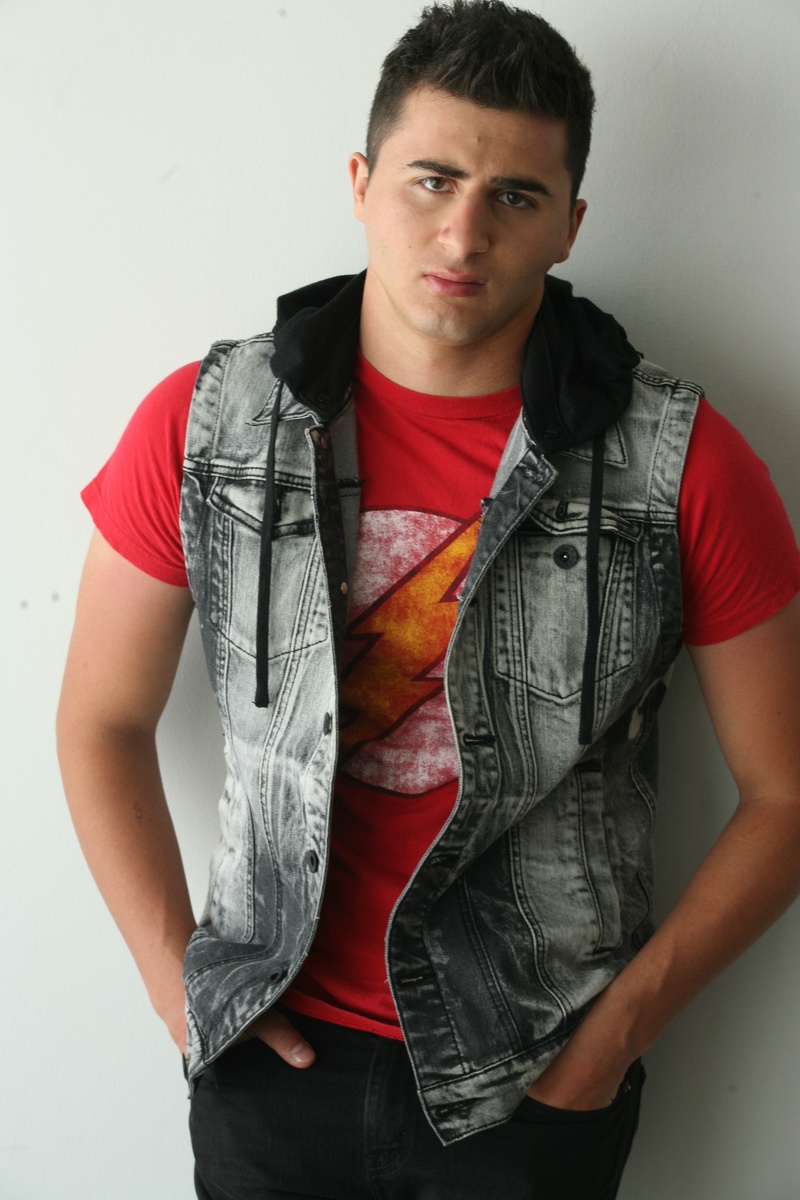 Male model photo shoot of Kary Chakrian