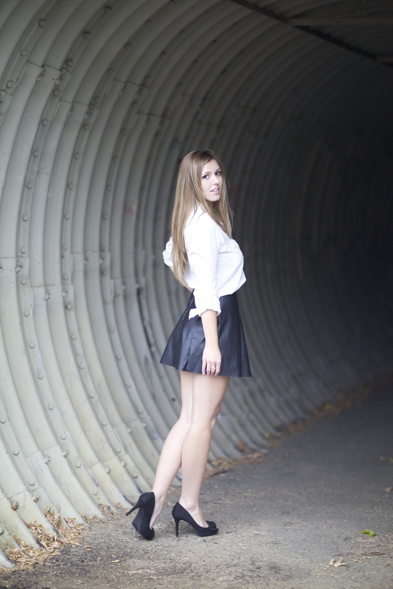 Female model photo shoot of Desire_xo
