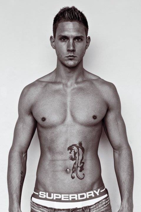 Male model photo shoot of Gavin Smithy