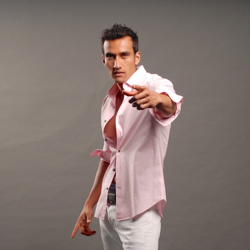 Male model photo shoot of Javier Espinoza