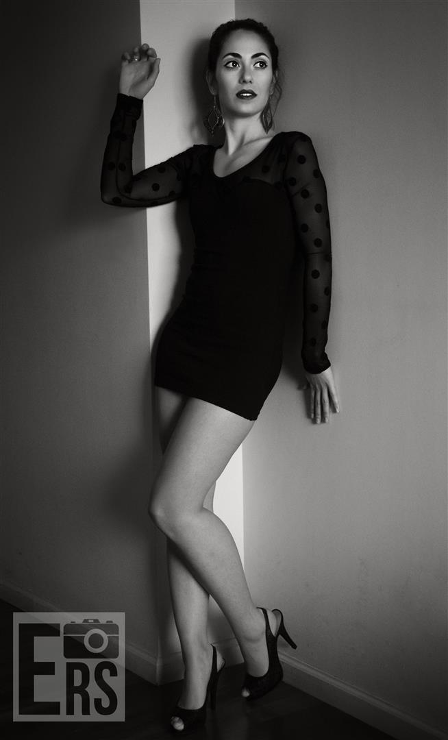 Female model photo shoot of Elisa Ruth Szklanny