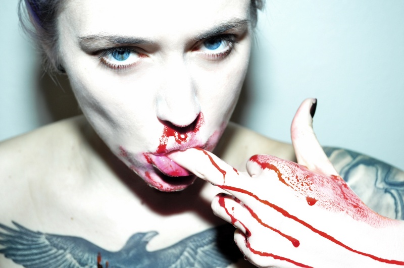 Female model photo shoot of Venom Suicide
