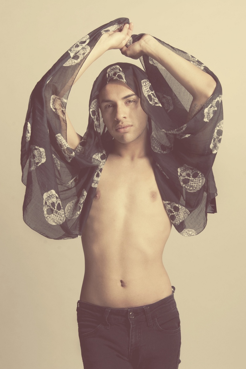 Male model photo shoot of StevenGonzalez