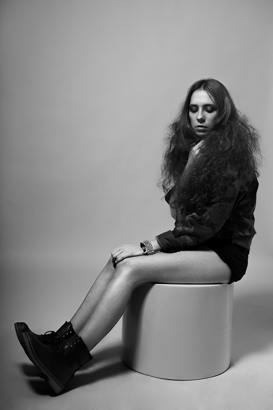 Female model photo shoot of Lara Curz