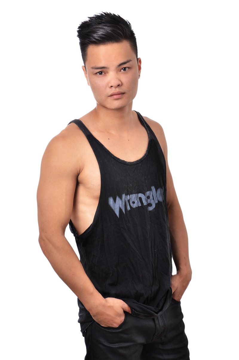 Male model photo shoot of Le Vuong