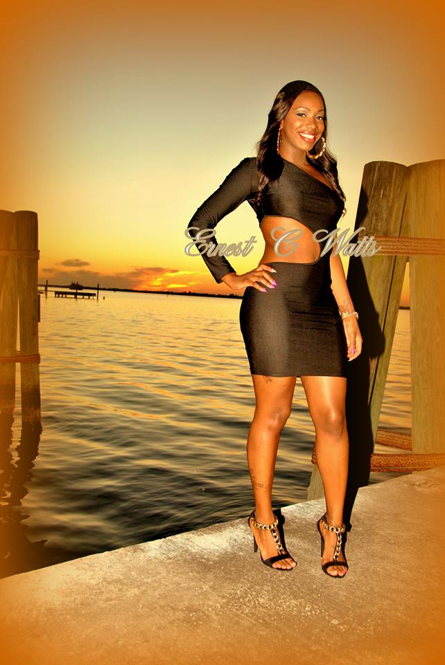 Female model photo shoot of Keonna Cobb in Fort Myers, Fl