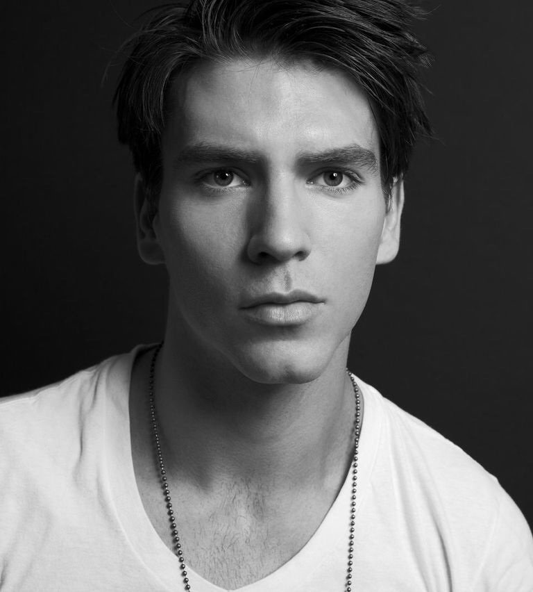 Male model photo shoot of Jesse Kove