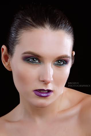 Female model photo shoot of Lyne Walke by Brosius Photographics