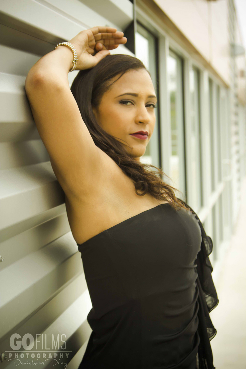 Female model photo shoot of Lourdes Reyes