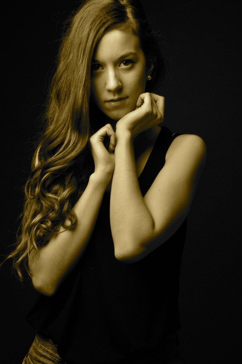 Female model photo shoot of marica carlotto