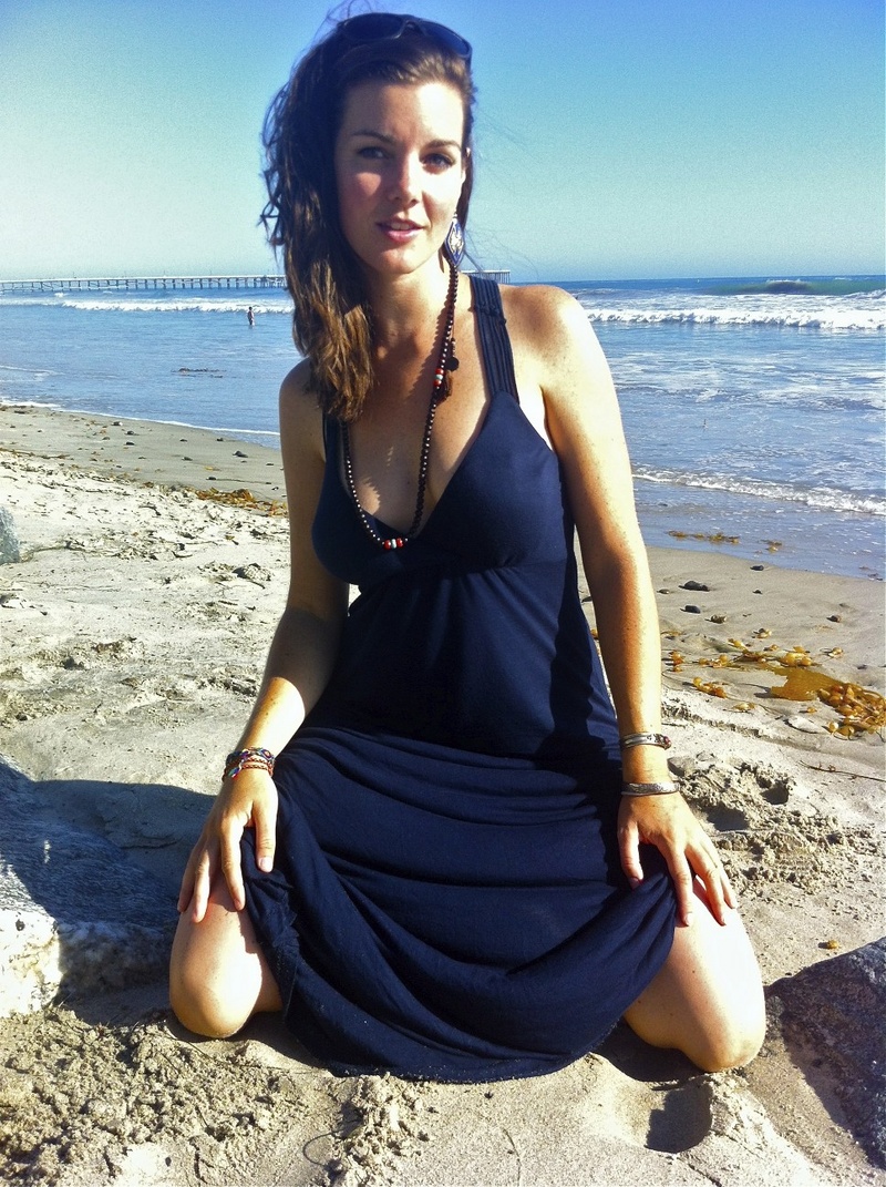 Female model photo shoot of Carmen Sandiego