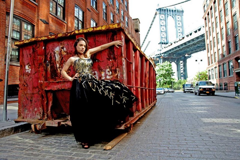 Female model photo shoot of Sabrinadani in Dumbo, New York