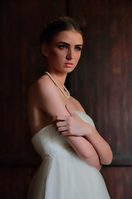 Female model photo shoot of Julia Law