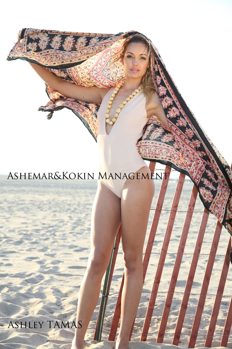 Female model photo shoot of Ashley-Tamas