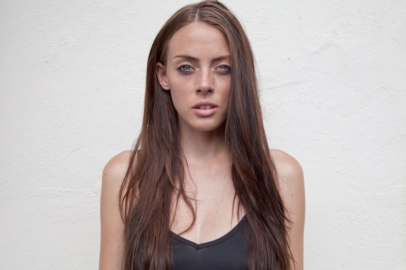 Female model photo shoot of Ariel Gibson