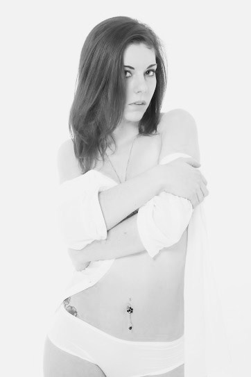 Female model photo shoot of Vanessa Atalanta