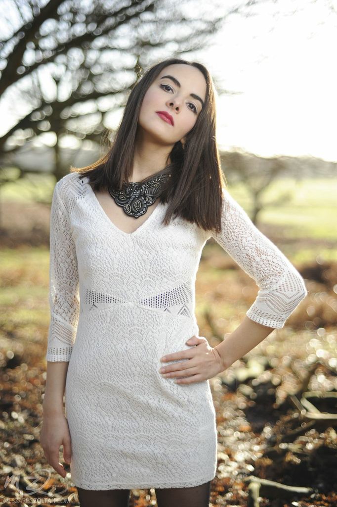 Female model photo shoot of Ilaria Coccia in Richmond Park