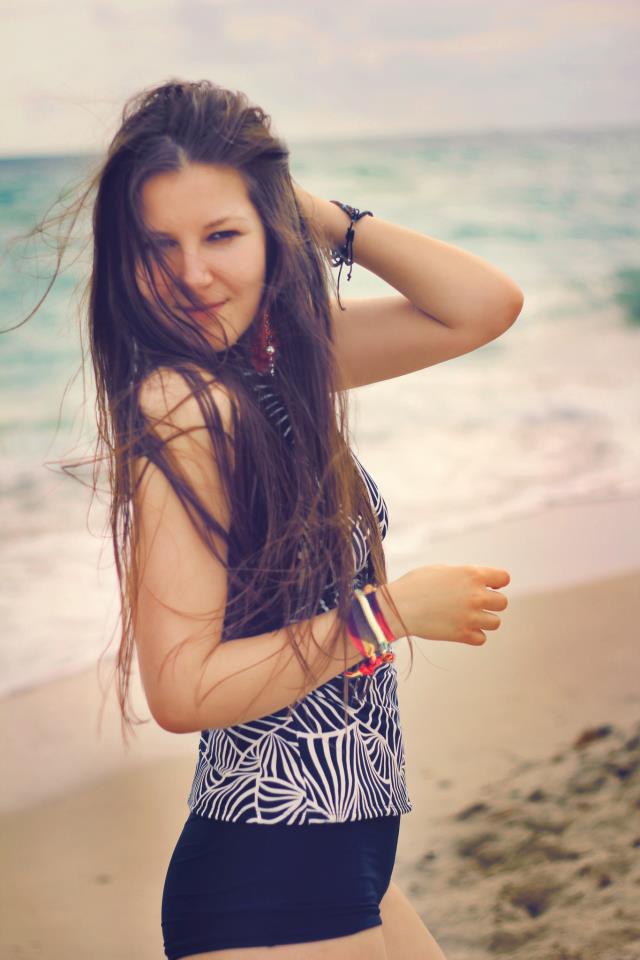 Female model photo shoot of Anya Alex