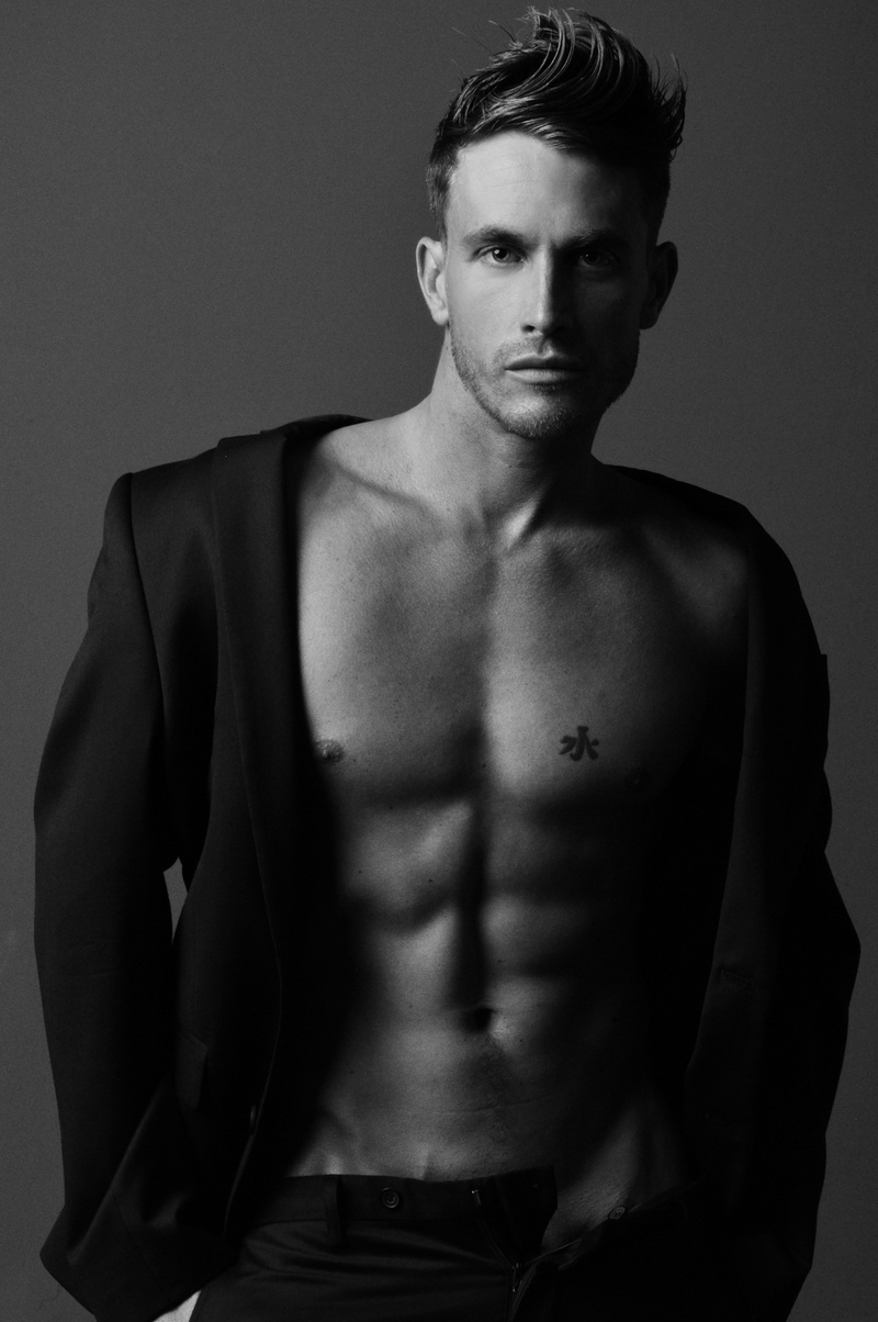Male model photo shoot of Korum