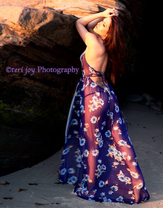 Female model photo shoot of Morgan Macedo in Windansea Beach