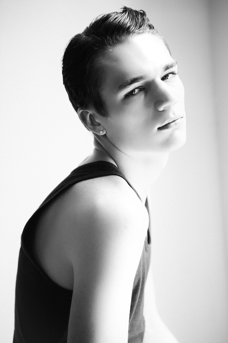 Male model photo shoot of Zack Kelly