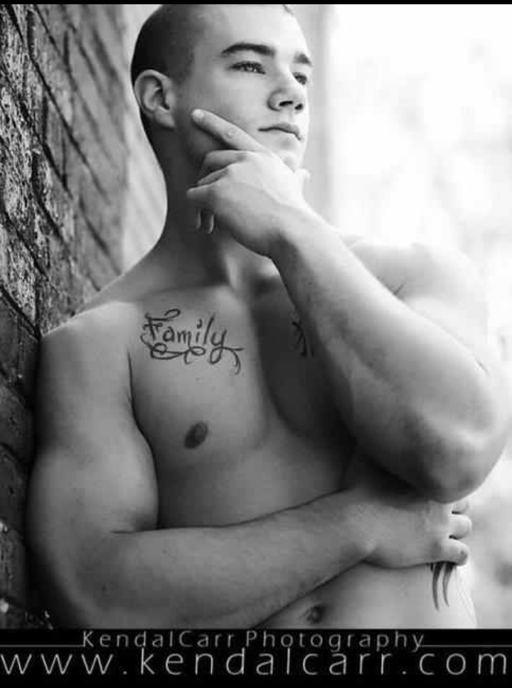 Male model photo shoot of Stephen Tydings