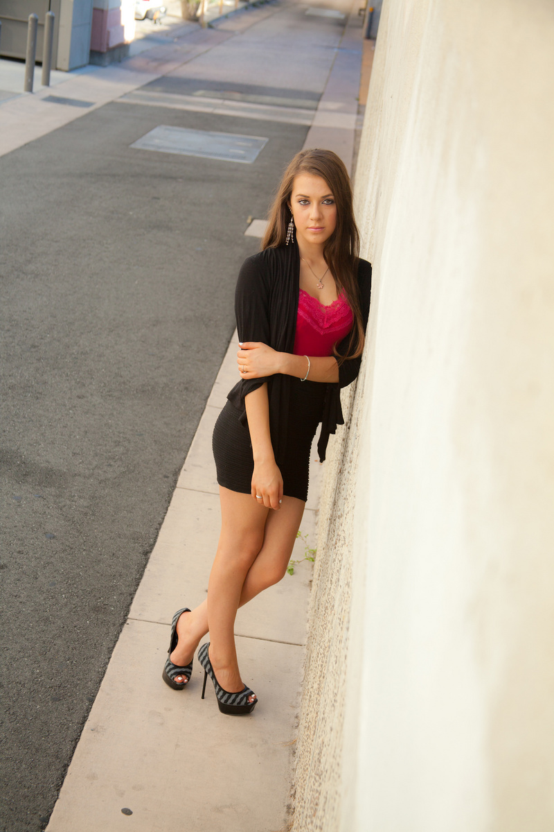 Female model photo shoot of Brianna Kay