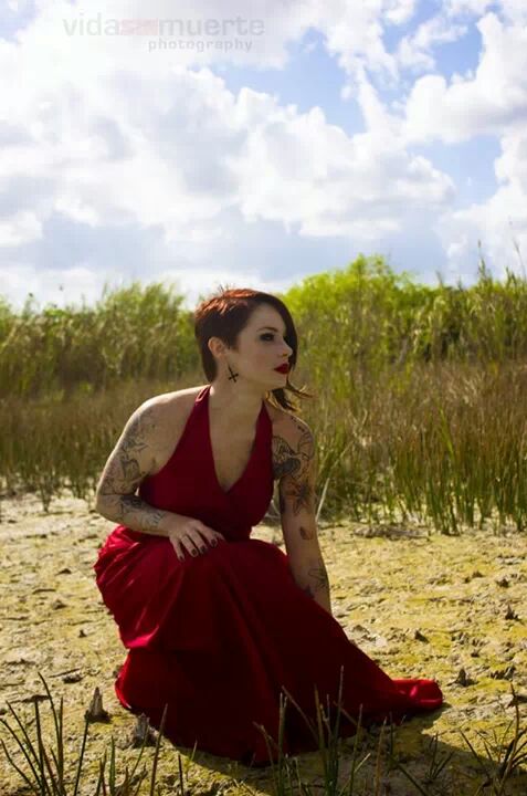 Female model photo shoot of DesdeMona Catherine  in Homestead, Florida