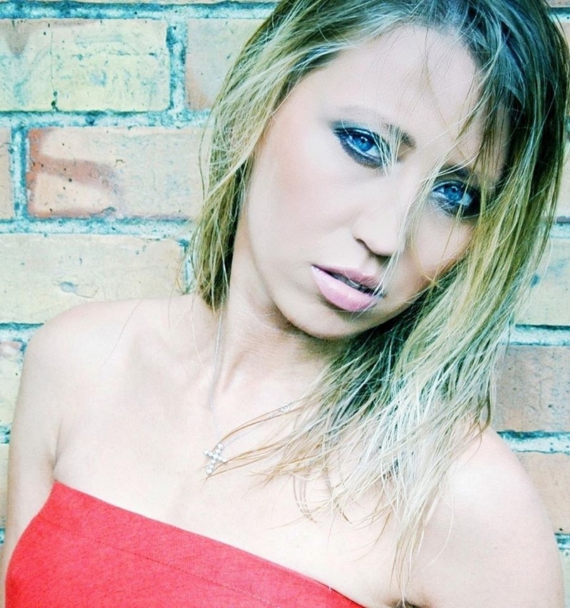 Female model photo shoot of Alexa Star