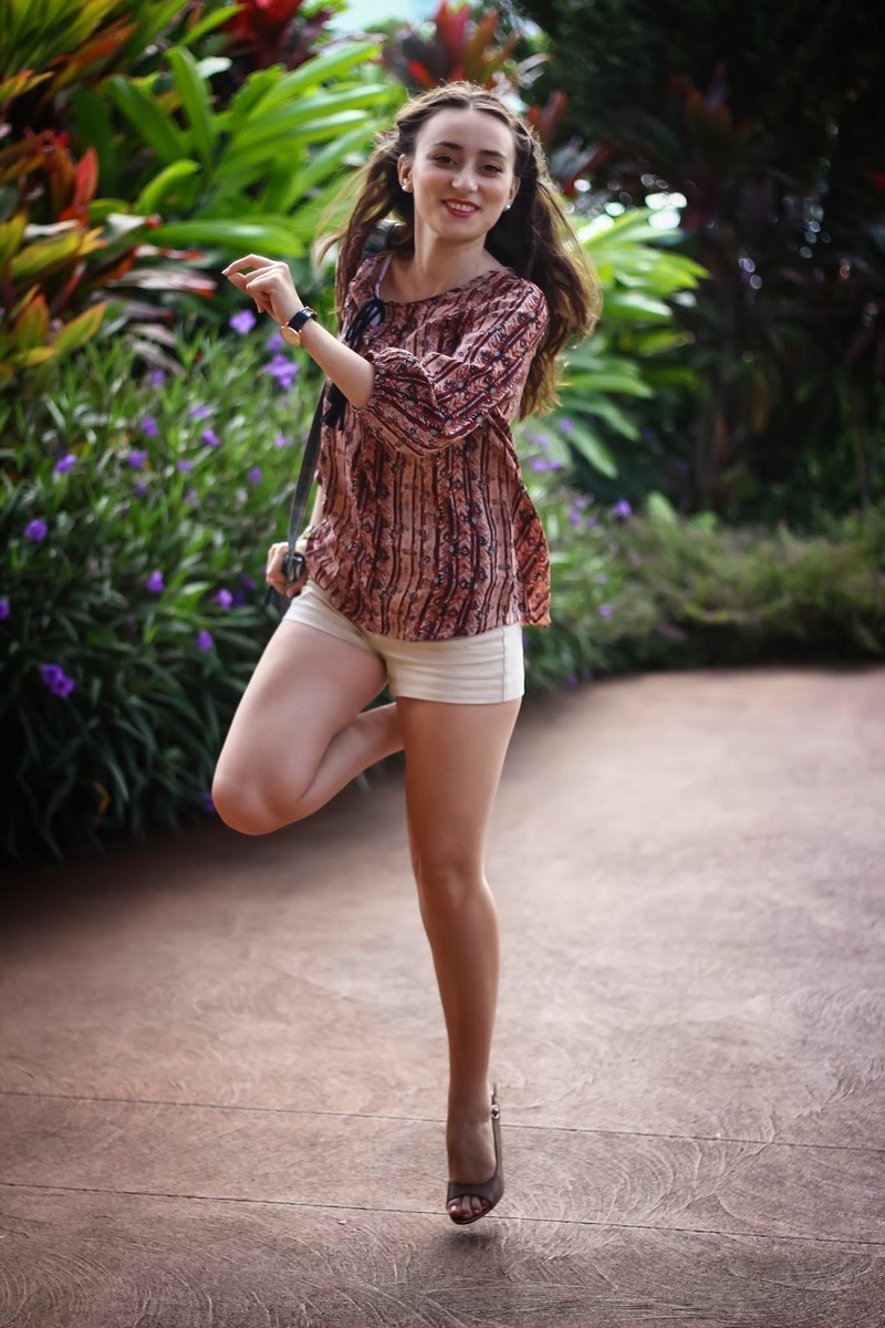Female model photo shoot of Simona Niculescu in Nawiliwili, Hawaii