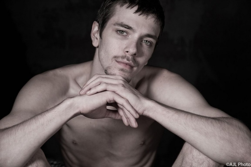 Male model photo shoot of Gary Hoehn 