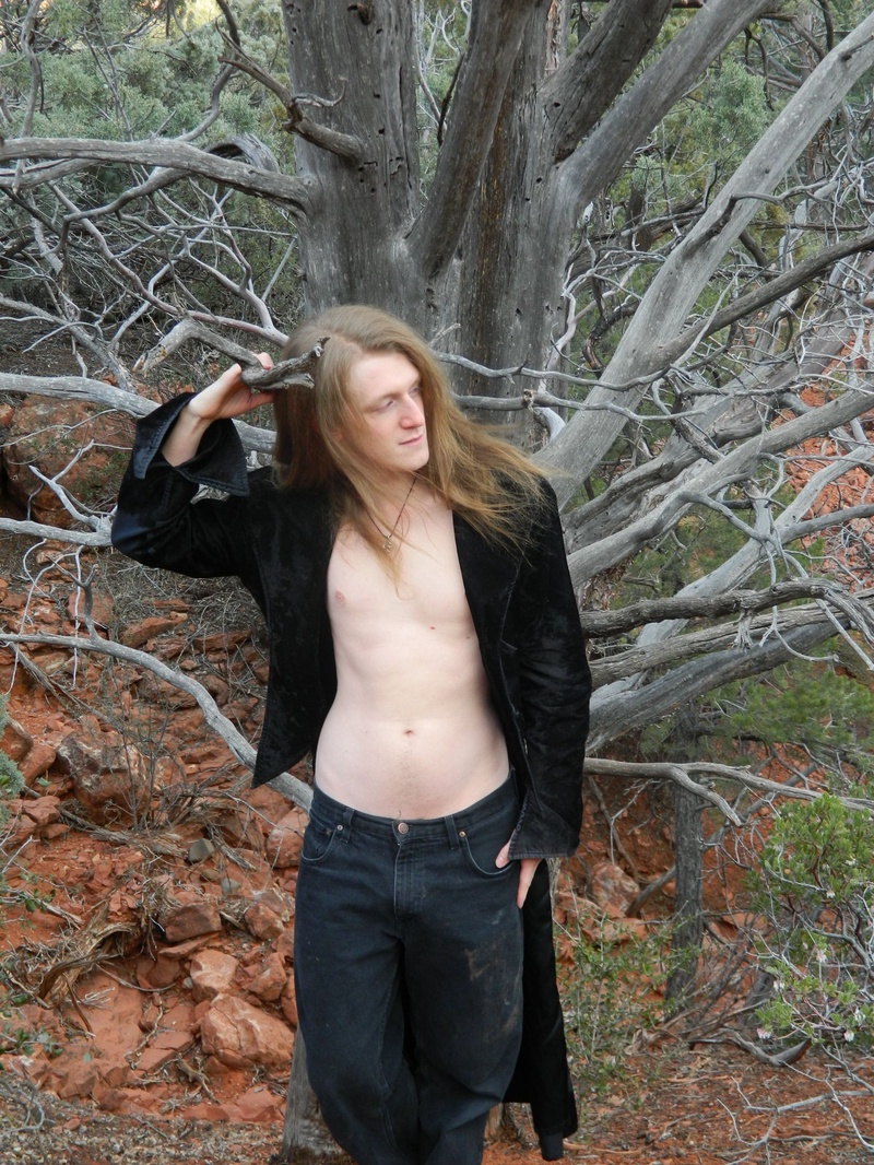 Male model photo shoot of Valtiel