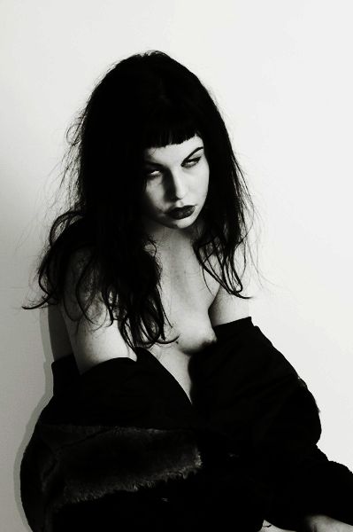 Female model photo shoot of -Marie-