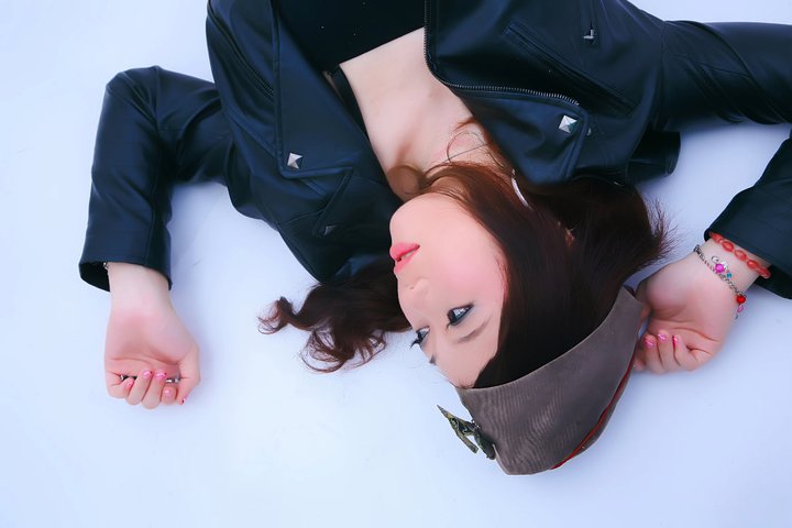 Female model photo shoot of Jenny Wai