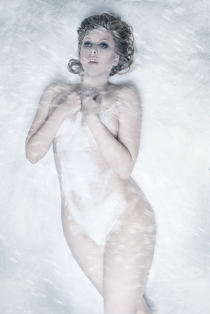 Female model photo shoot of E e v a by Frozen Moments