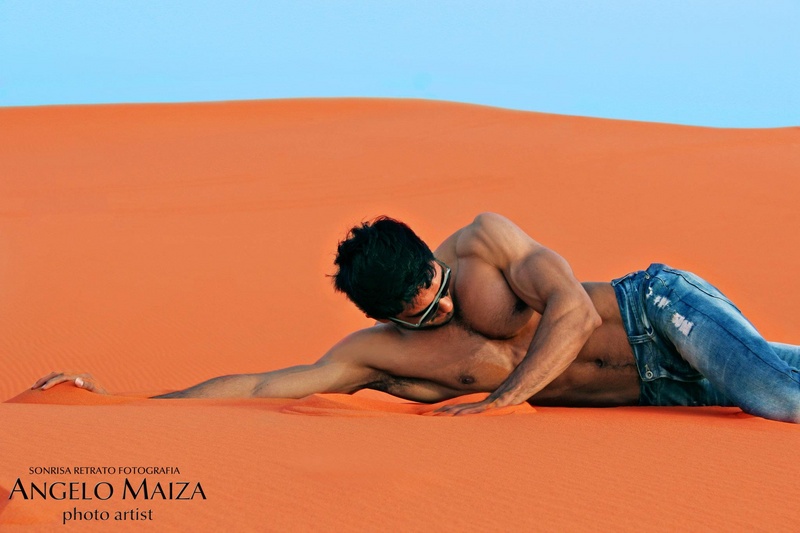 Male model photo shoot of AZHERUDDIN in saudi arabia