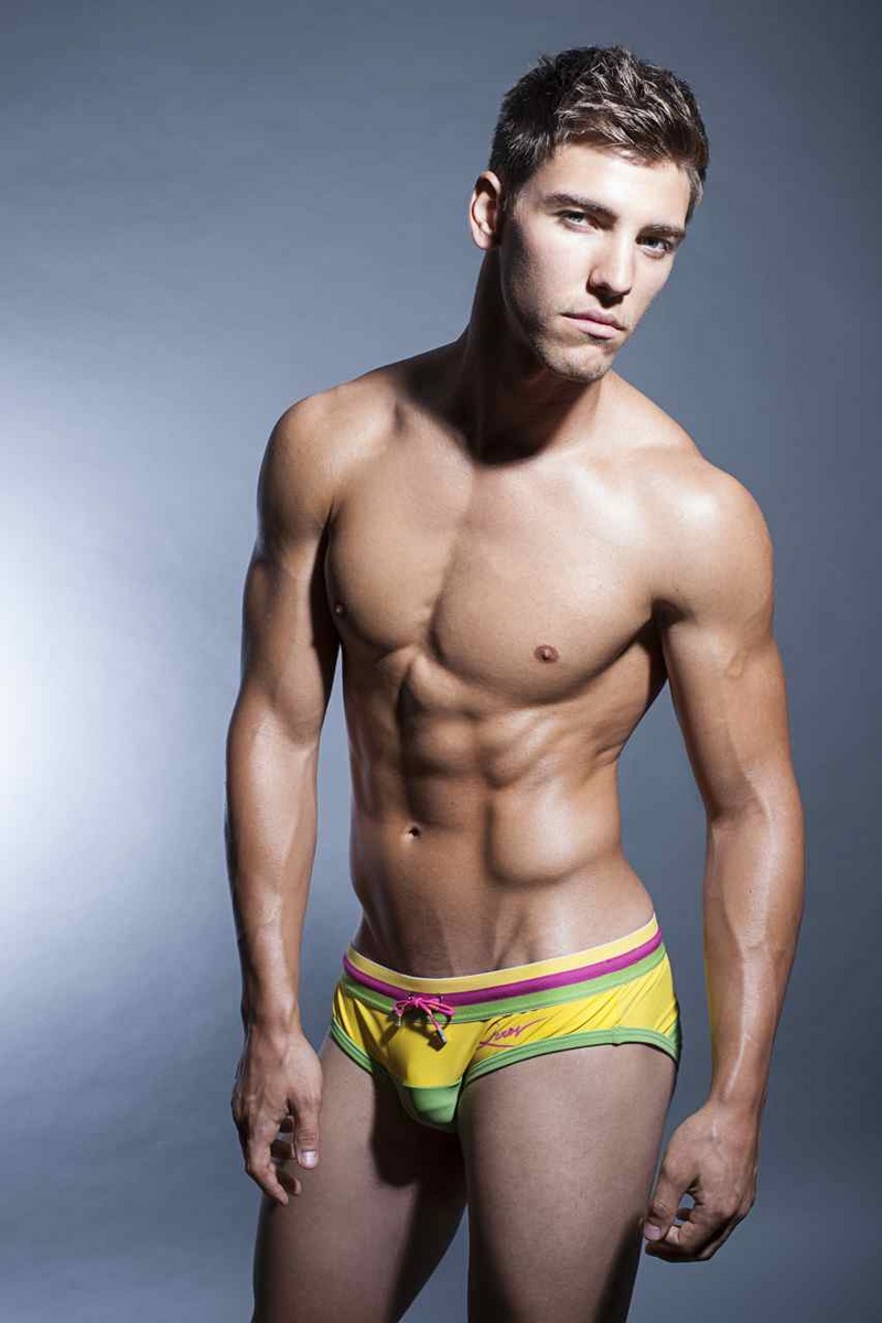 Male model photo shoot of Evan Shank in Orlando, Fl
