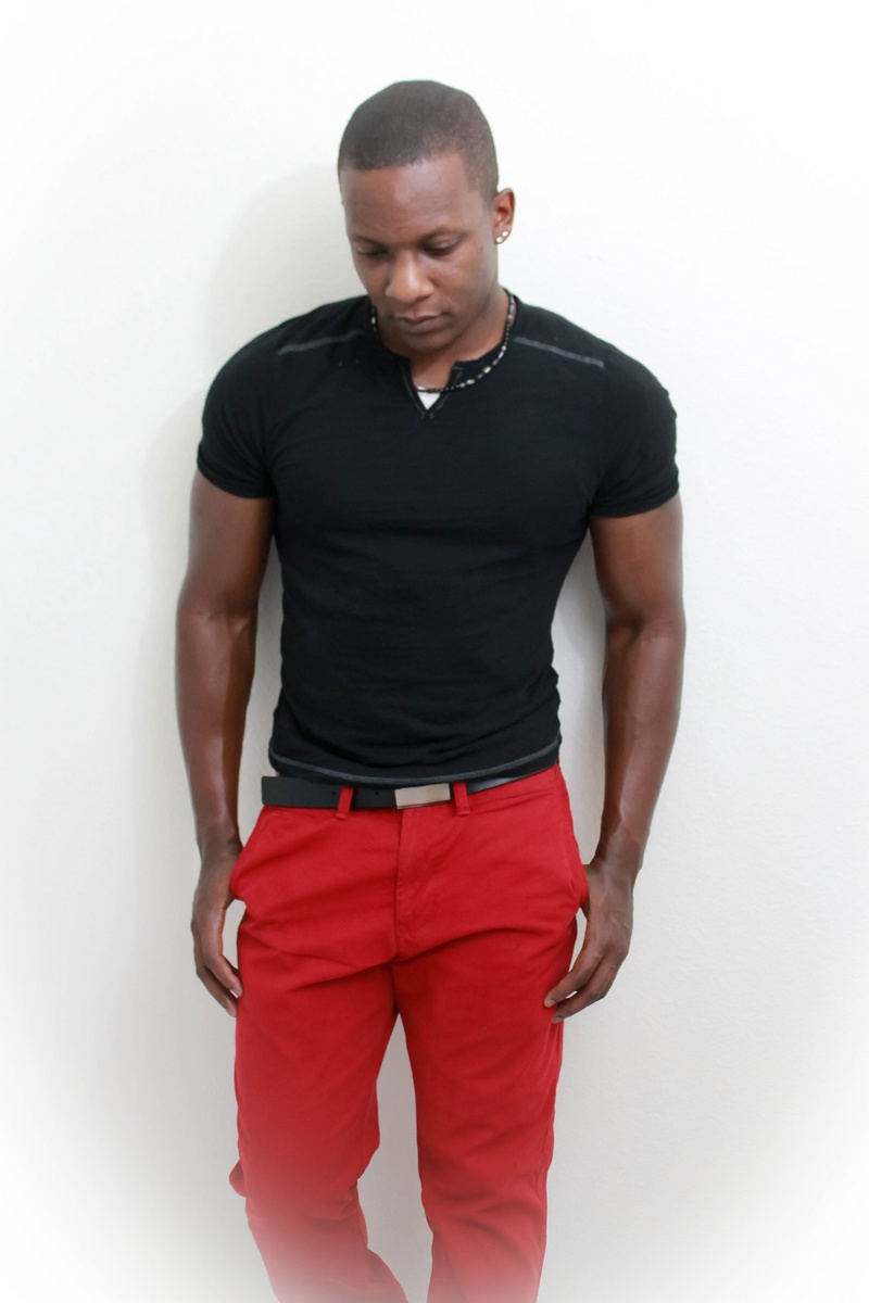Male model photo shoot of Dionta Scruggs