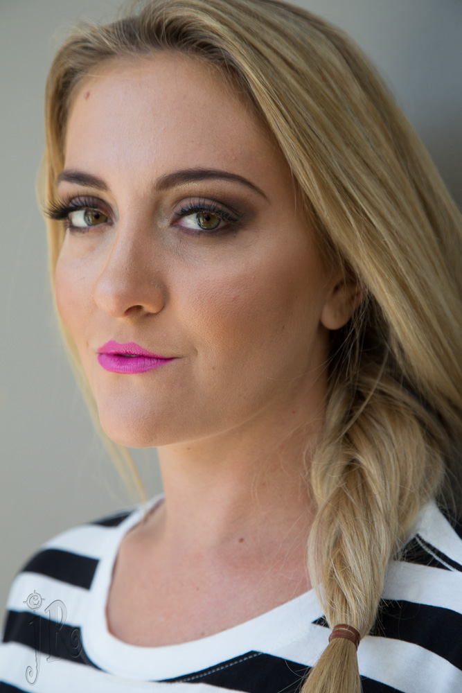 Female model photo shoot of Peachface Makeup 