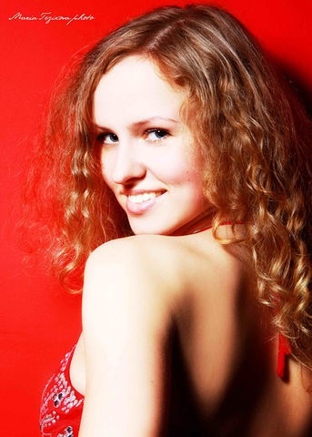 Female model photo shoot of Katya Foka