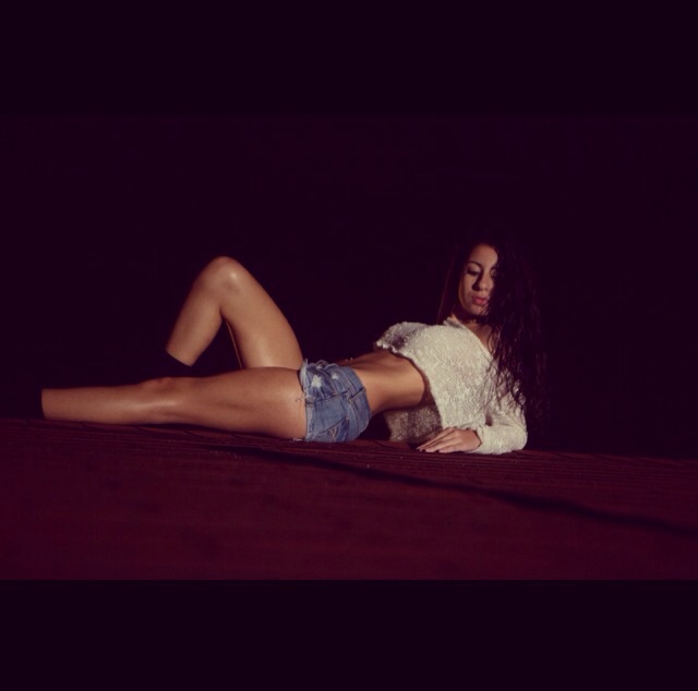 Female model photo shoot of Jennifer Ruiz