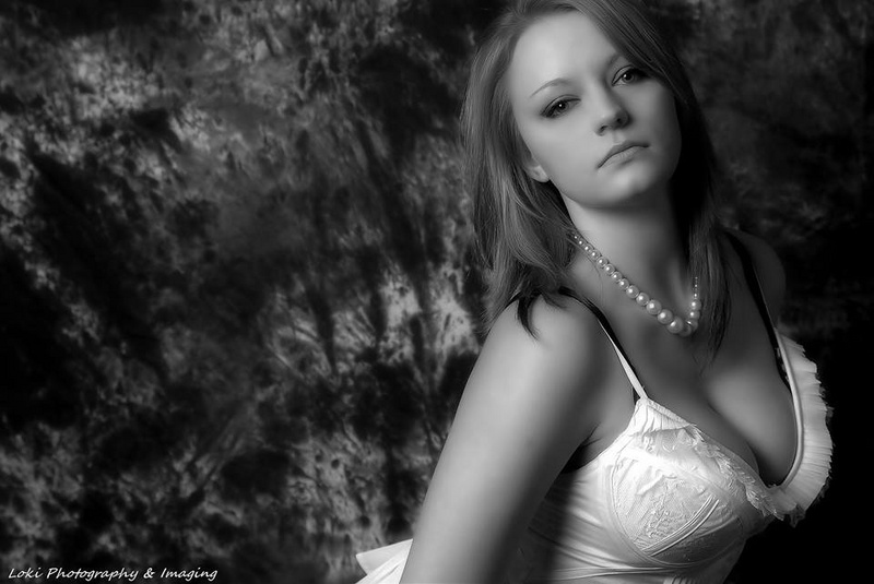 Female model photo shoot of LokiModel Kelcie