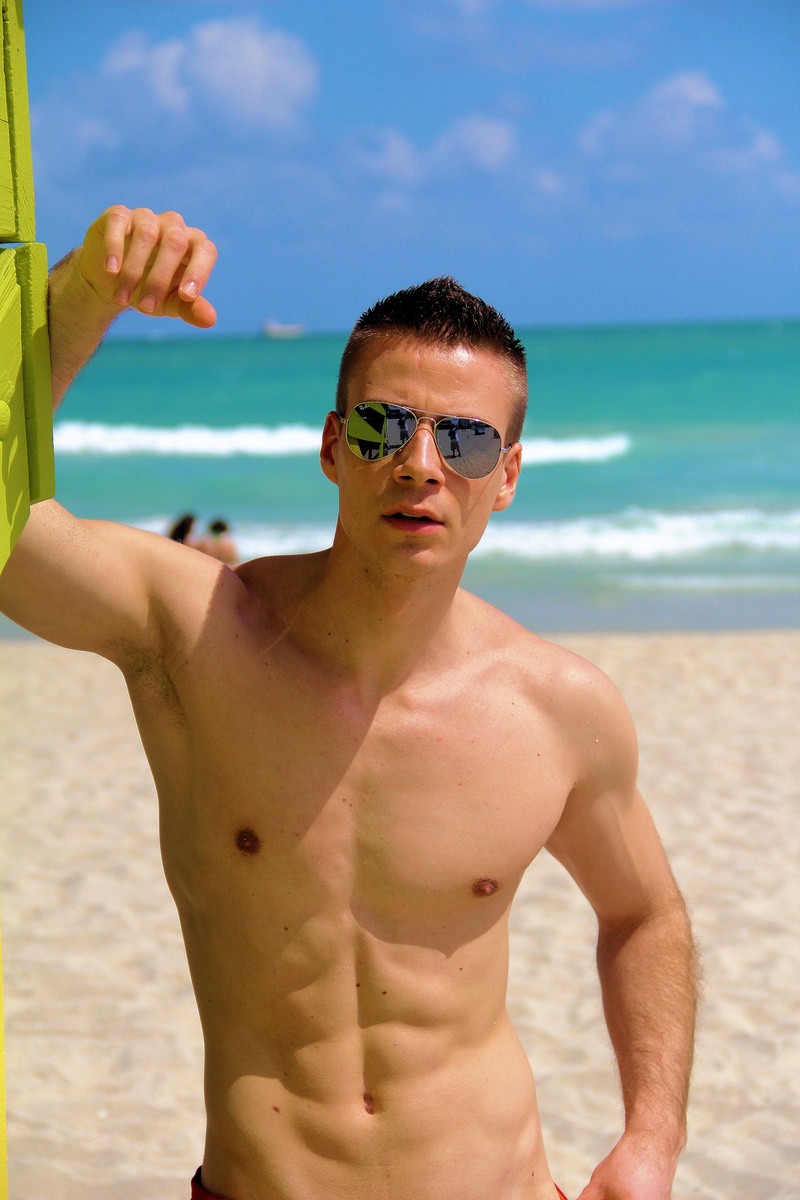 Male model photo shoot of Yoann13 in Miami
